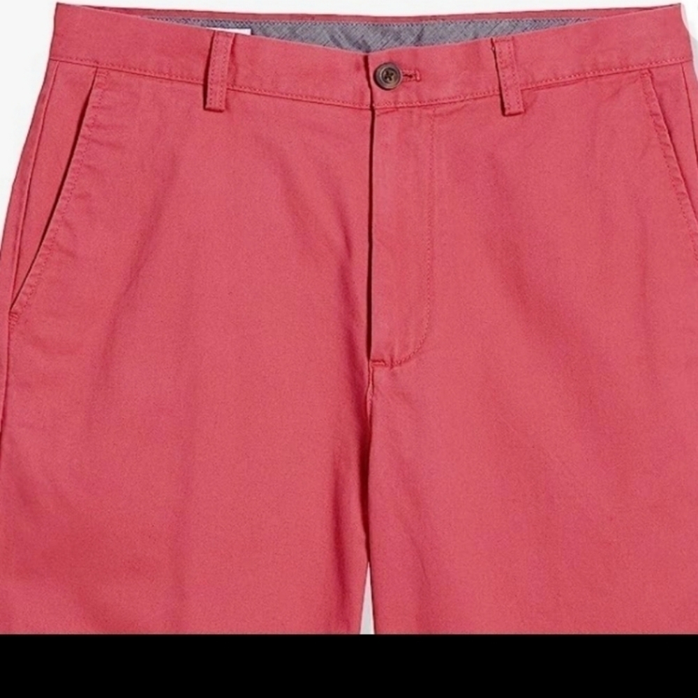 Amazon Essentials Flat Front Shorts - Picture 4 of 10